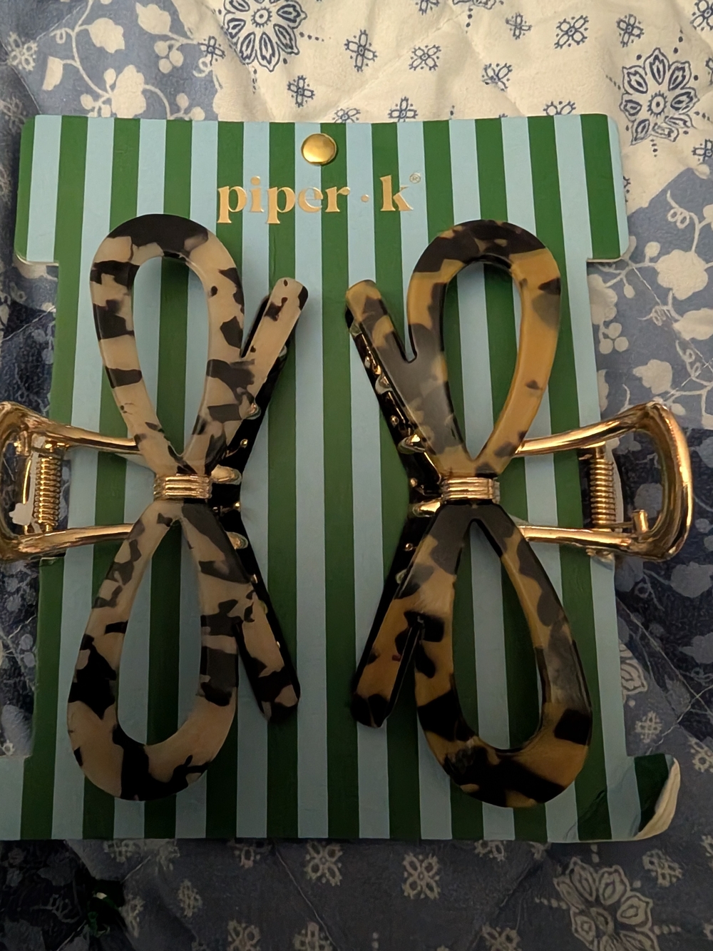 piper•k Tortoiseshell Bow Hair Clips — Set of 2 (Brown Tortoiseshell)